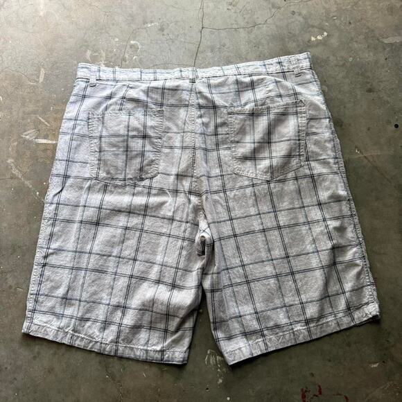 Baggy y2k fubu plaid shorts - Picture 4 of 7